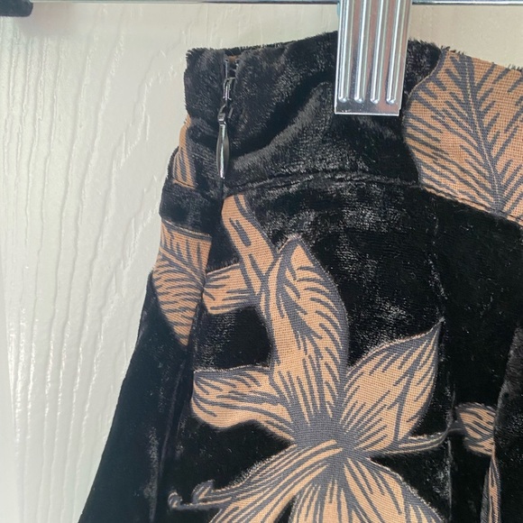 Sage The Label Velvet Burnout Mini Skirt - Picture 5 of 9